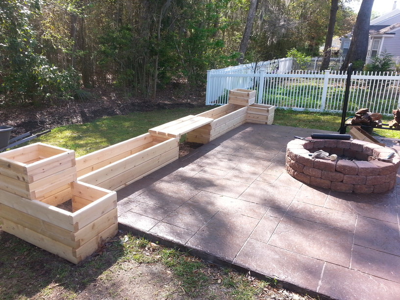 Custom patio Raised Garden Bed